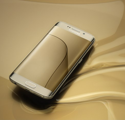 GALAXY S6 edge, Key visual, front, gold platinum, over gold background